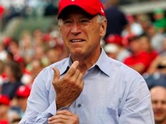 Joe Biden Keeping the Pimp Hand Strong at the Phillies Game